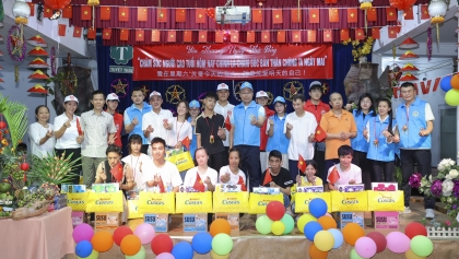 中越友谊慈善行，架设人文关爱新桥梁