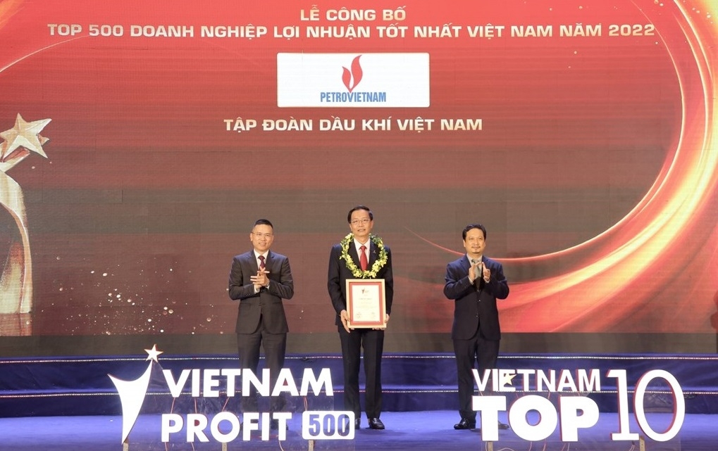 PVN蝉联越南最盈利企业500强榜首。图自越通社