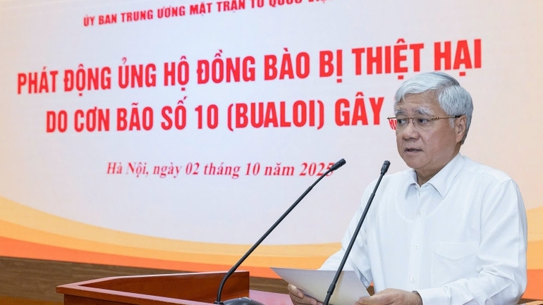越南祖国阵线中央委员会接收了超过6700亿越盾的捐款，用于支持受第10号台风影响的同胞