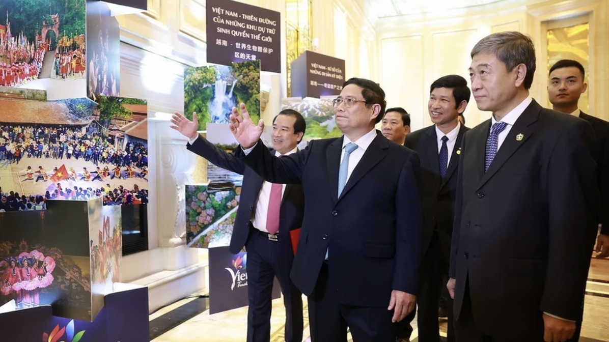 政府总理范明政参观胡志明主席曾在中国重庆进行革命活动之地