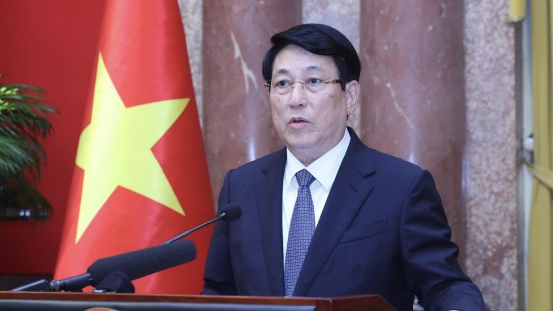越南国家主席梁强首次出访智利和秘鲁