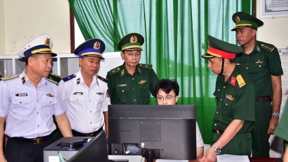 国防部工作团检查安江省打击IUU捕捞集中行动