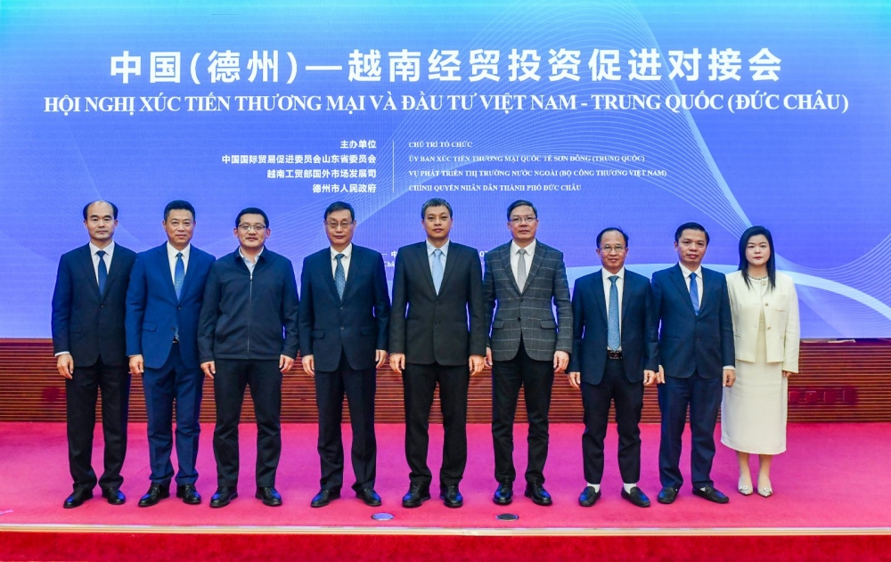 出席越南-中国(德州)贸易与投资促进会议的代表们。 出席越南-中国(德州)贸易与投资促进会议的代表们。