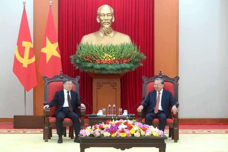 总书记苏林：越南始终高度重视、将发展对华关系置于头等优先位置