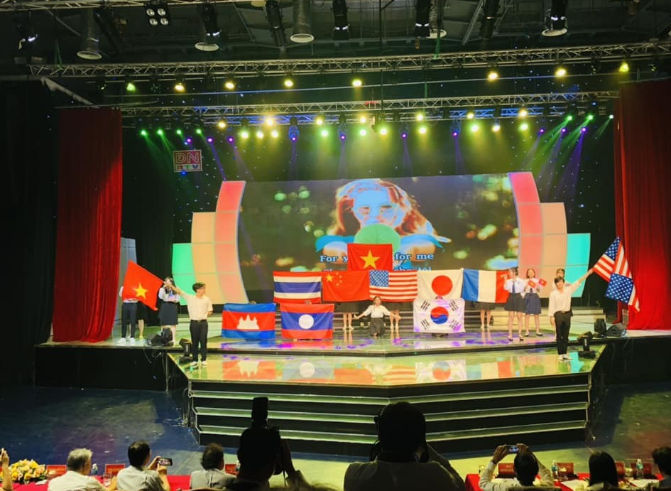 同奈联合会于2023年举办的“友谊旋律”联欢活动中的一个节目。(摄影:同奈报) 同奈联合会于2023年举办的“友谊旋律”联欢活动中的一个节目。(摄影:同奈报)