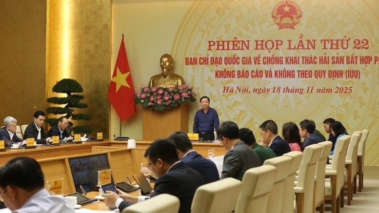 加快在 2025 年 12 月 31 日前完善国家渔业数据系统