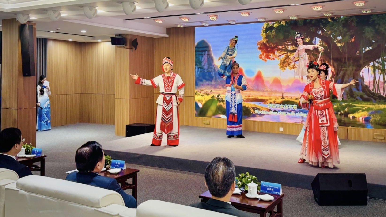 中国广西在河内推介文化旅游潜力