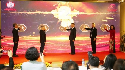 从档案文献看越中友好关系