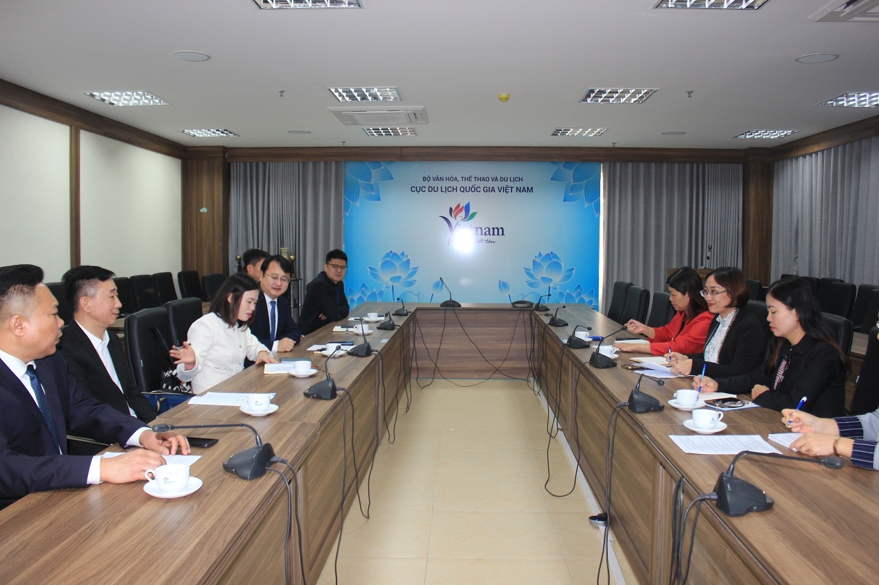 工作座谈会全景。