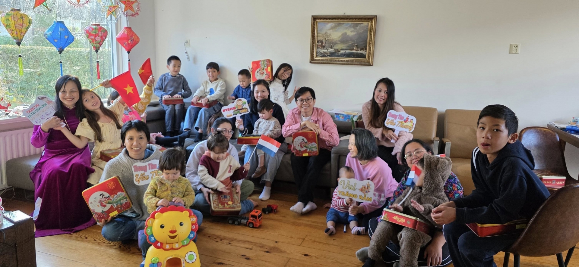 越南语在郁金香之国‘绽放’ 越南语在郁金香之国‘绽放’