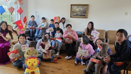 越南语在郁金香之国‘绽放’