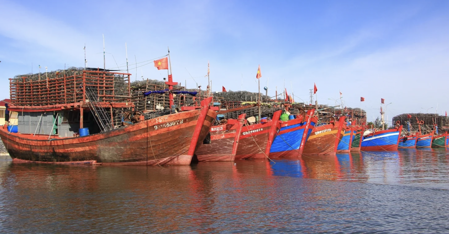 渔民的远海捕捞渔船