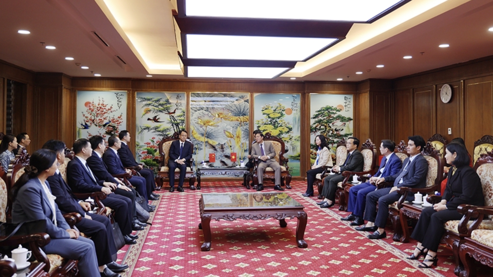 越南最高人民检察院领导会见中国最高人民检察院代表团