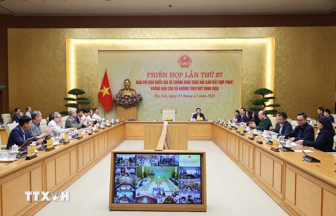 副总理陈红河主持召开国家防治“非法、不报告和不规范”（IUU）捕捞指导委员会第27次会议。（图片来源：越南通讯社）