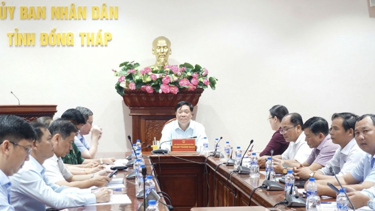 坚决部署落实打击IUU捕捞任务