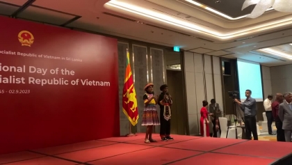 在斯里兰卡播种越南语和越南文化善缘的旅程